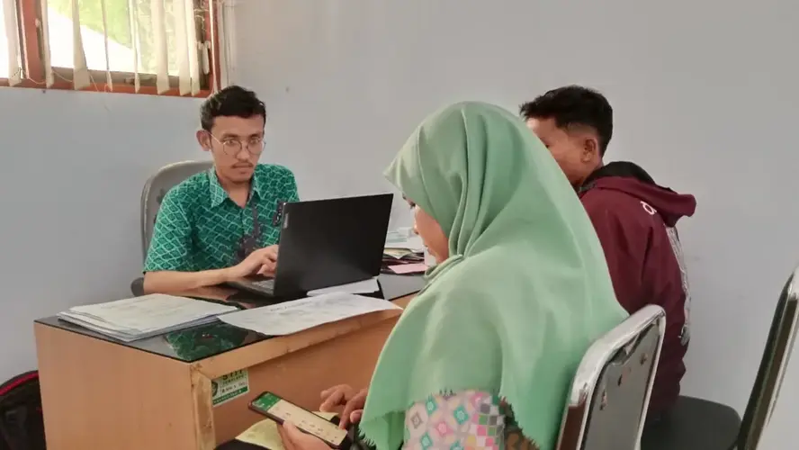 Maulana Satria Nugraha saat Menjadi Koordinator PMB STIT Pemalang